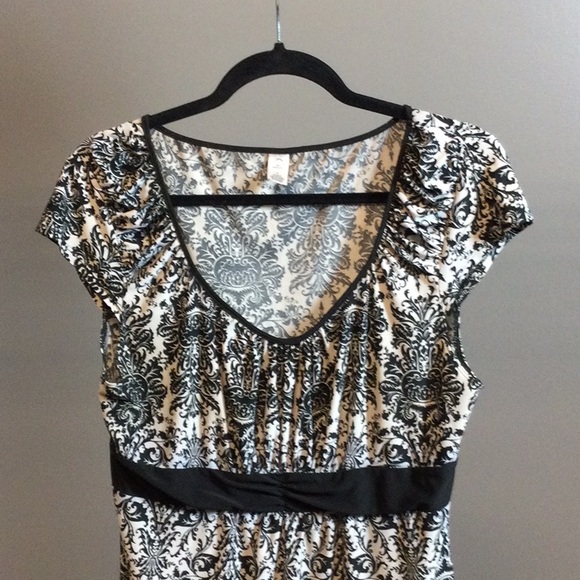 M ND Intimates damask cap sleeve lounge dress - Picture 5 of 15